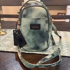 Kedzie Green Tie-Dye Aura Crosstown Crossbody Bag-NWT